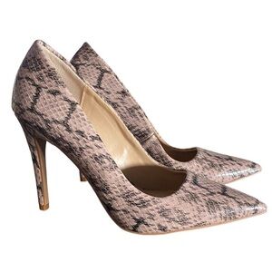 JustFab (JF) Vegan Snakeskin Stiletto’s Woman’s Size 8.5 NWOT 4.5” Heel …